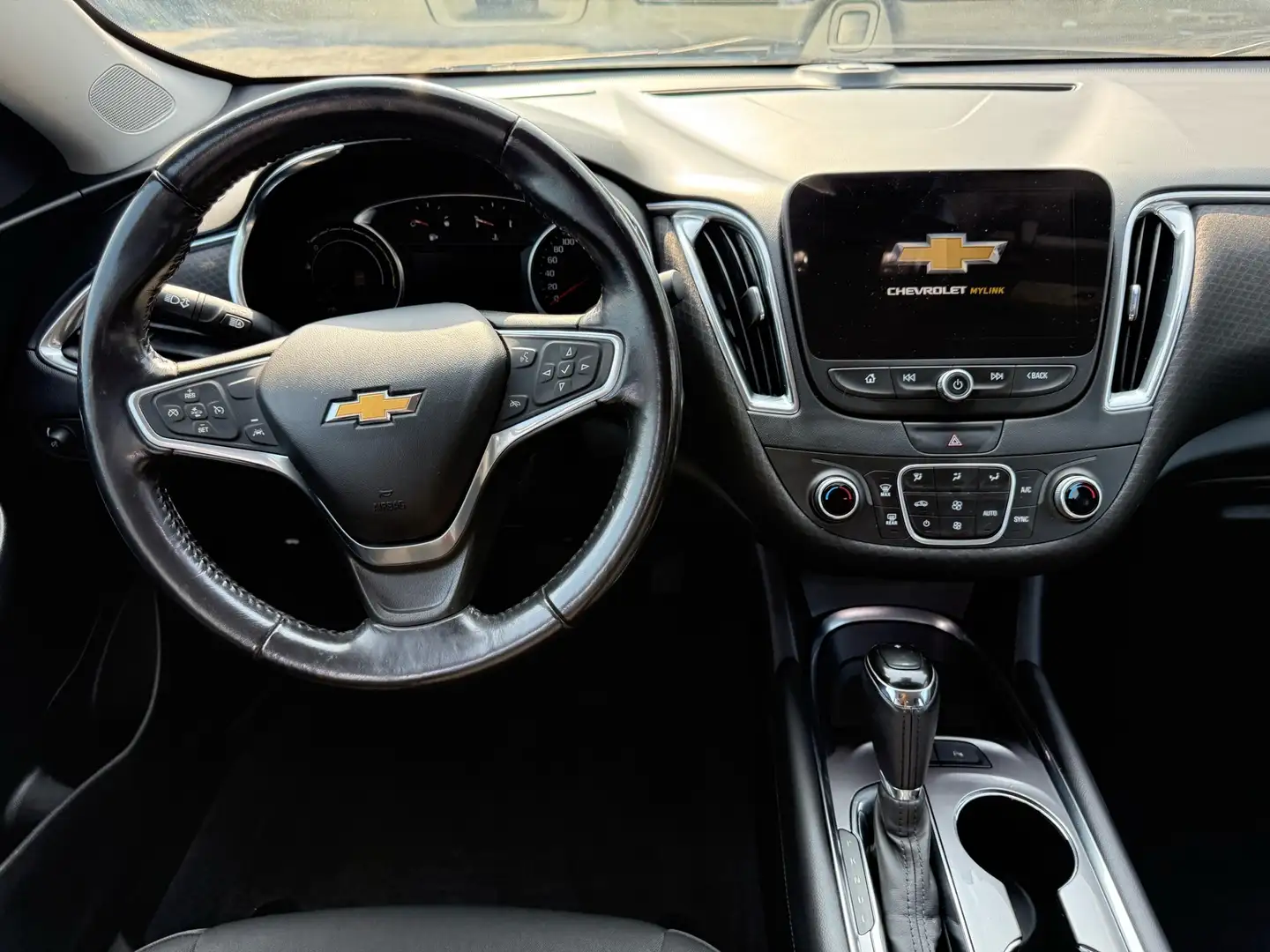 2018 CHEVROLET Malibu Thumbnail 17