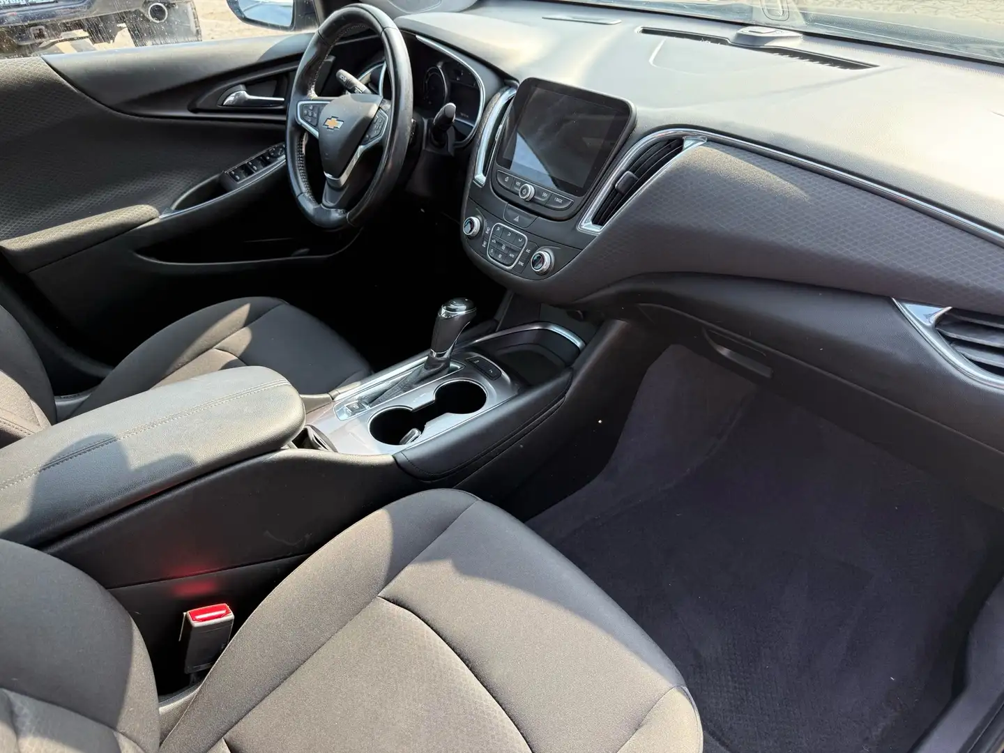 2018 CHEVROLET Malibu Thumbnail 12