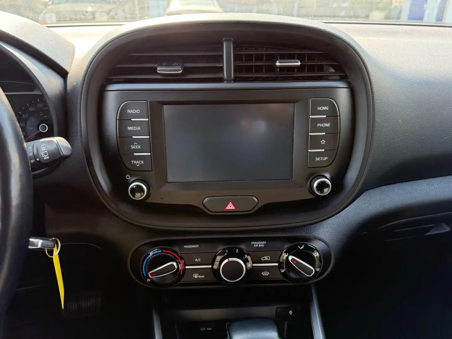 2020 KIA Soul Thumbnail 16