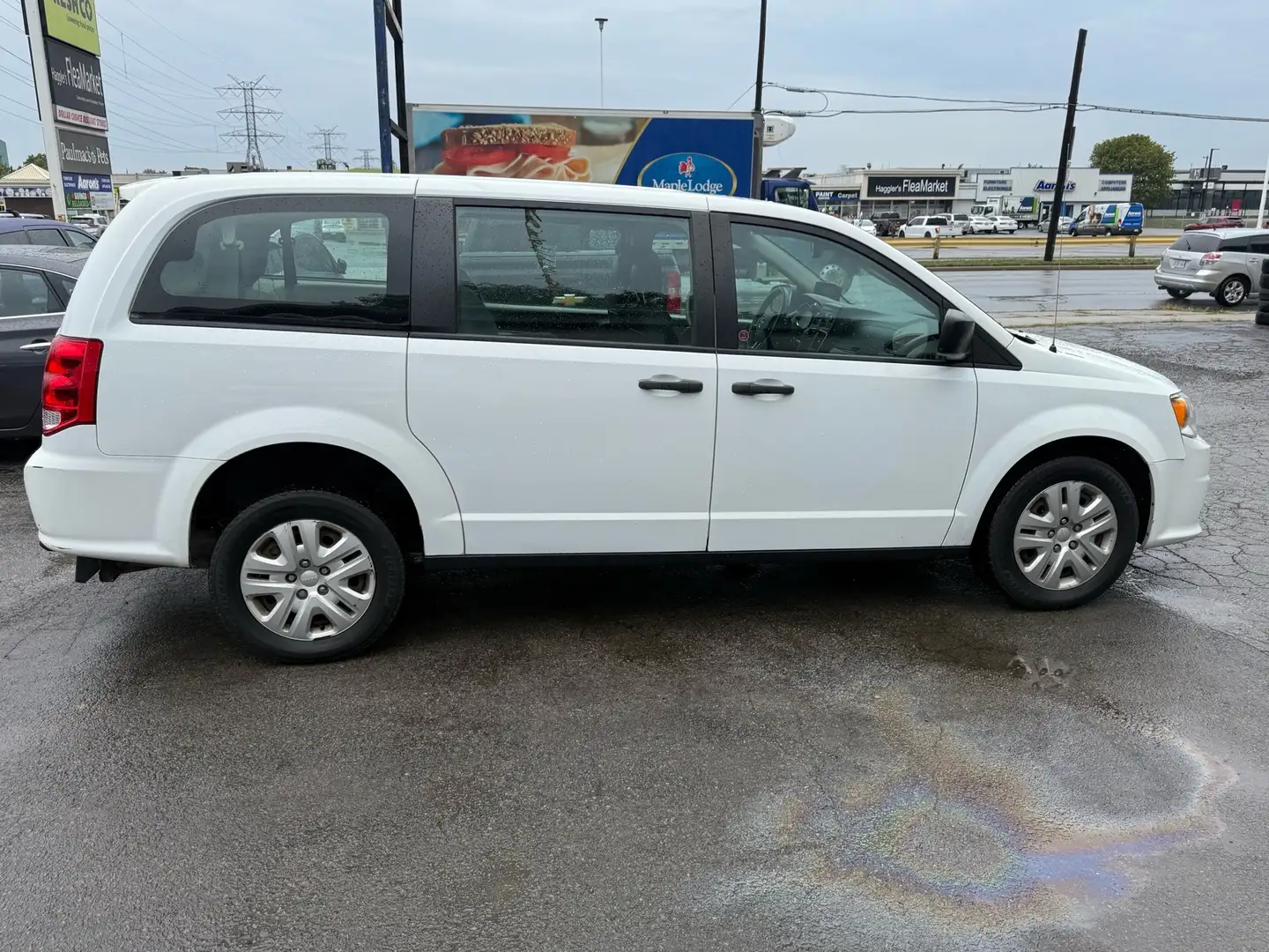 2018 DODGE Grand Caravan Thumbnail 5
